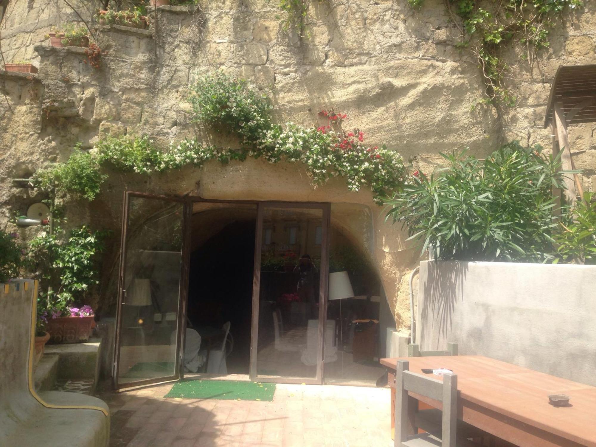 Al Castello Bed & Breakfast